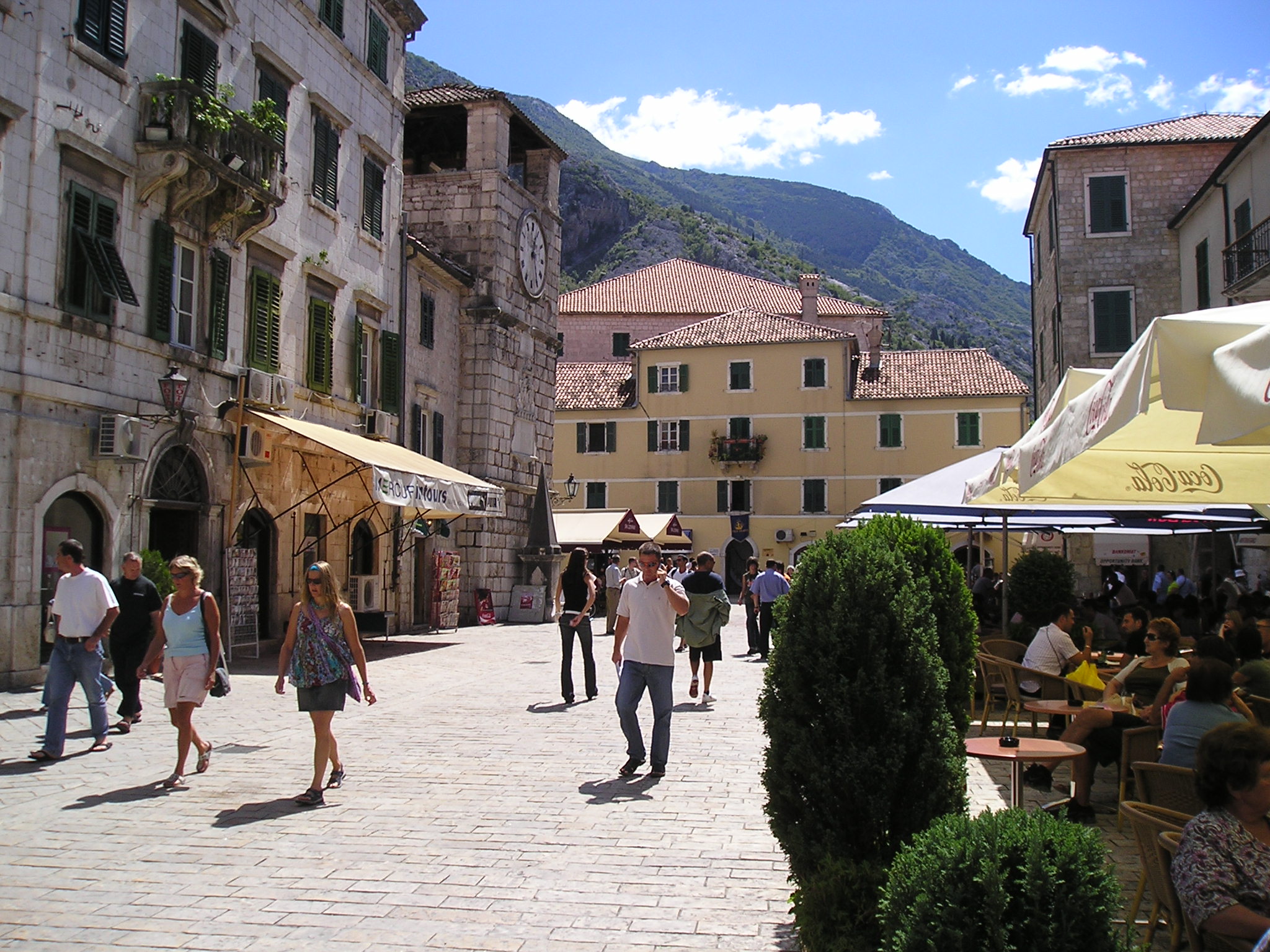 Montenegro, o pequeno país das belas praias e montanhas