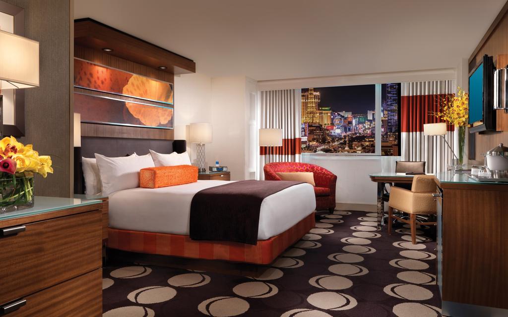 The Mirage, o hotel em Las Vegas que tem uma floresta tropical no interior