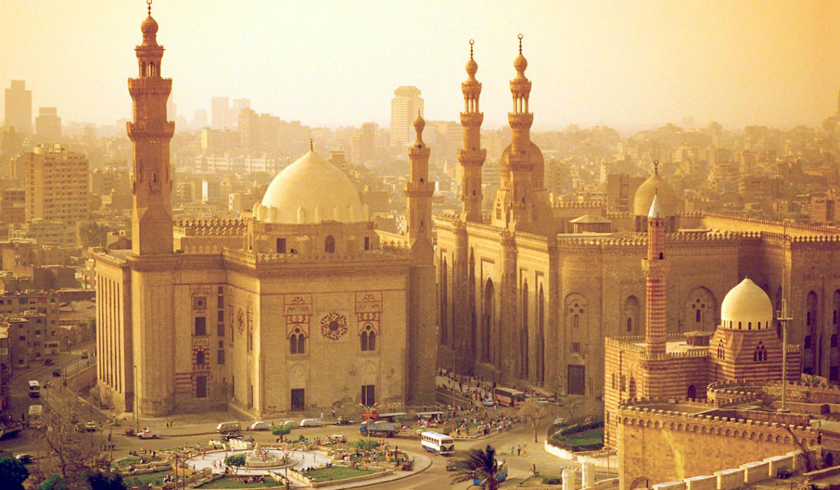 Cairo, uma cidade histórica, vibrante e com boa gastronomia